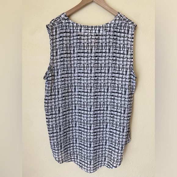 NWOT Emaline Blouse - Picture 4 of 4